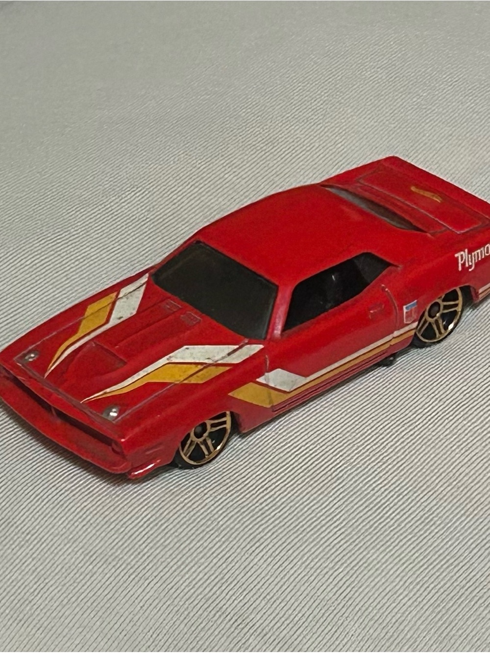 Hot Wheels '70 Plymouth AAR Cuda Red & Gold Wheels Loose 1/64 Diecast Car